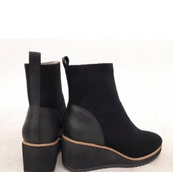 Sofft Elaina Women's Black Wedge Ankle Boots - Picture 5 of 6